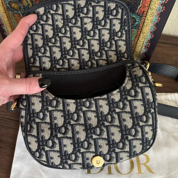 DIOR Small Bobby Bag in Blue Oblique Jaquard - Picture 4 of 10